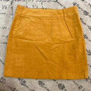Banana Republic Skirt, size 2 yellow corduroy
